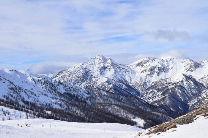 Снежная зима привела к серии трагедий в горах Италии