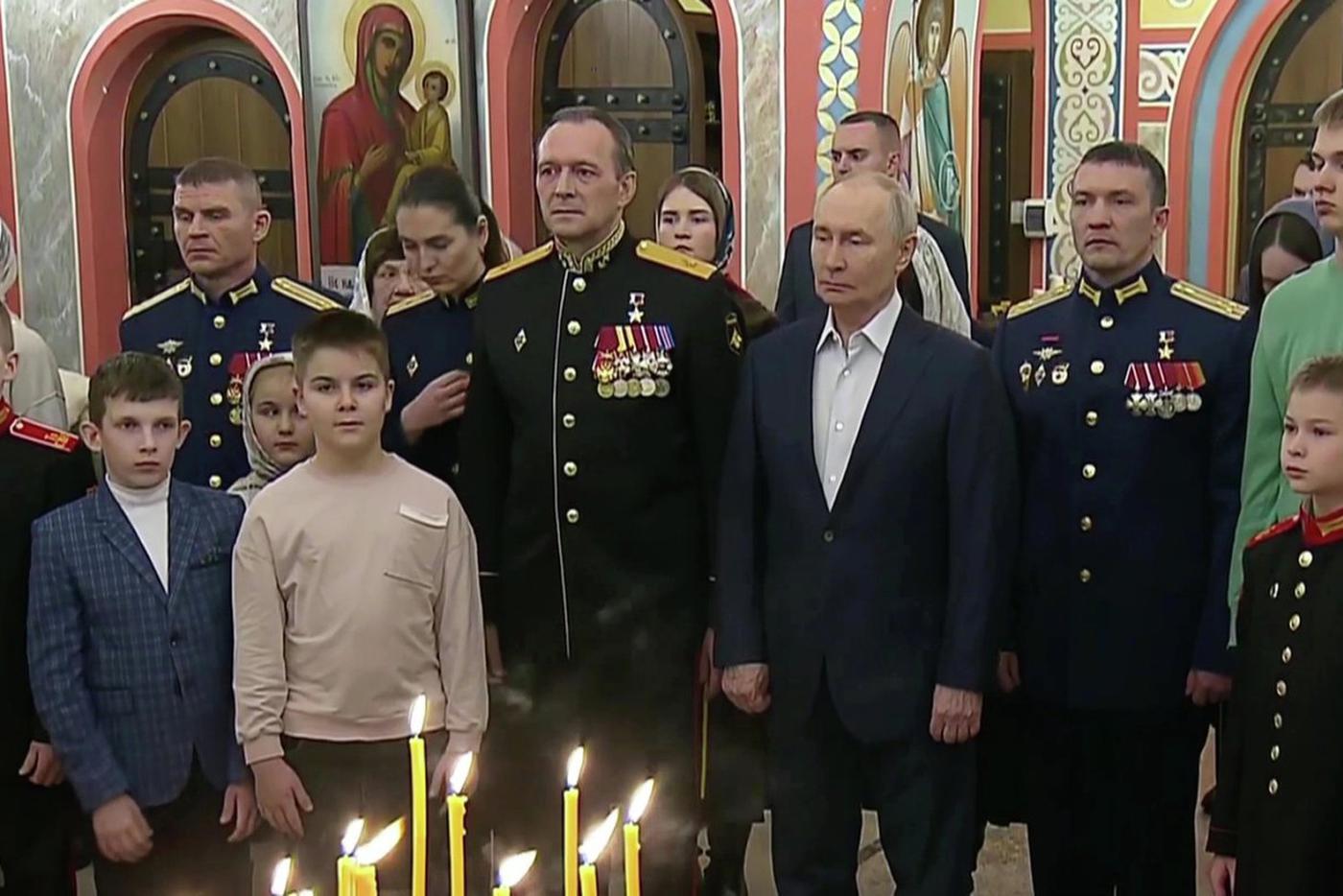 Как Путин поздравил россиян с Рождеством Христовым