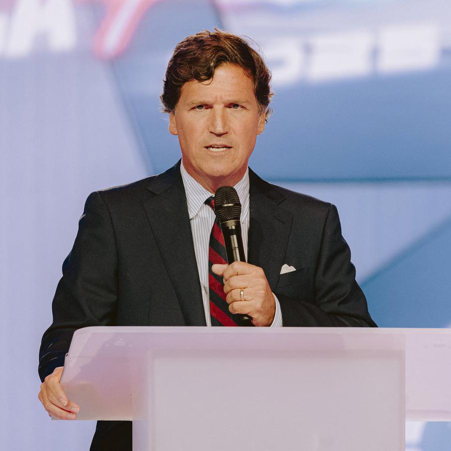 В США обвинили Трампа в увеличении трат на оборону из-за подготовки к войне. Американского президента уличили в подготовке к новой войне. С этим бывшие сторонники республиканца связали резкое увеличение оборонного бюджета на следующий год