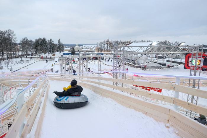 Где покататься на тюбинге и электротюбинге в Москве: выбрали лучшие горки