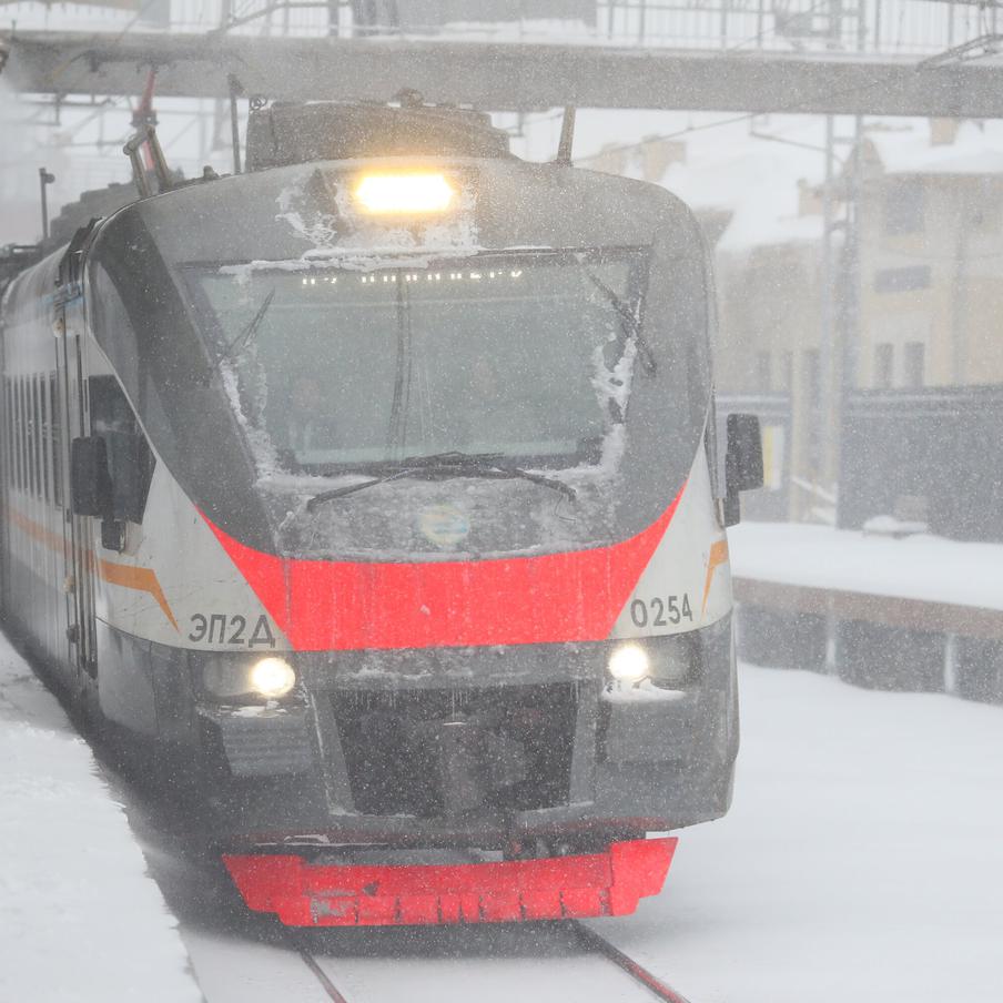 Более двух третей месячной нормы осадков выпало в Подмосковье за два дня. В столичном регионе за двое суток продолжающегося мощного снегопада выпало более двух третей месячной нормы осадков. Отмечается, что непогода прекратится только 10 января