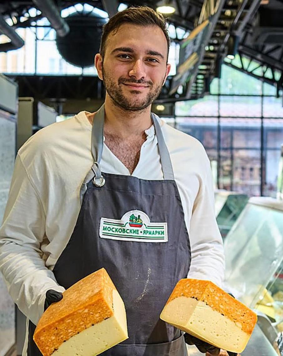 Собянин: Более 120 тонн грузов с продуктами отправили предприниматели в зону СВО