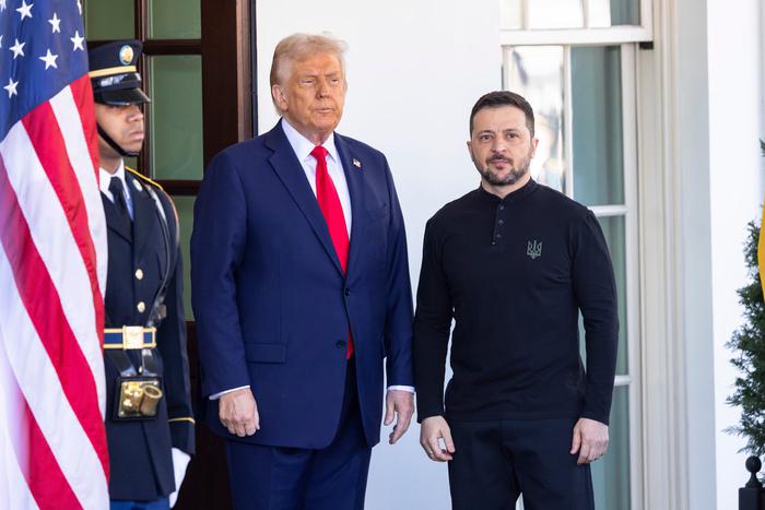 Американские власти планируют выделить на восстановление Украины после конфликта около 800 миллиардов долларов