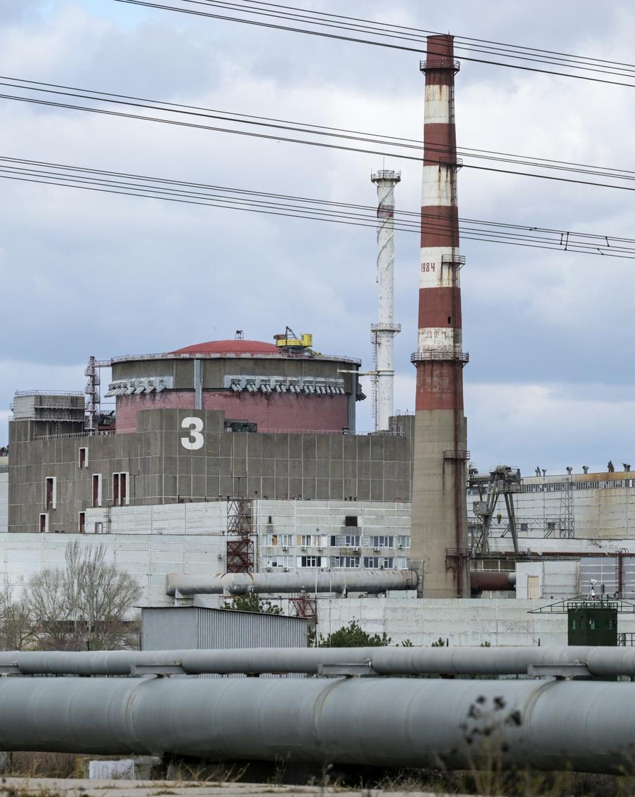 МАГАТЭ ведёт переговоры о создании зоны временного прекращения огня у ЗАЭС. При посредничестве МАГАТЭ между Россией и Украиной ведутся переговоры о возможном создании зоны временного перемирия у Запорожской АЭС. Она потребуется для ремонта одной из линий электропередачи станции