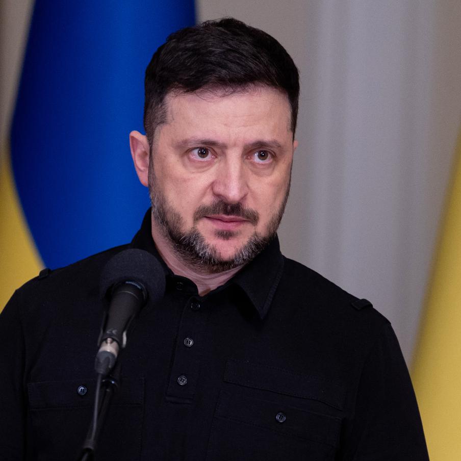 Владимир Зеленский пригрозил России новыми диверсиями со стороны Украины. Украинский президент анонсировал новые диверсионные операции со стороны Украины на территории России после смены руководства в одной из силовых структур страны