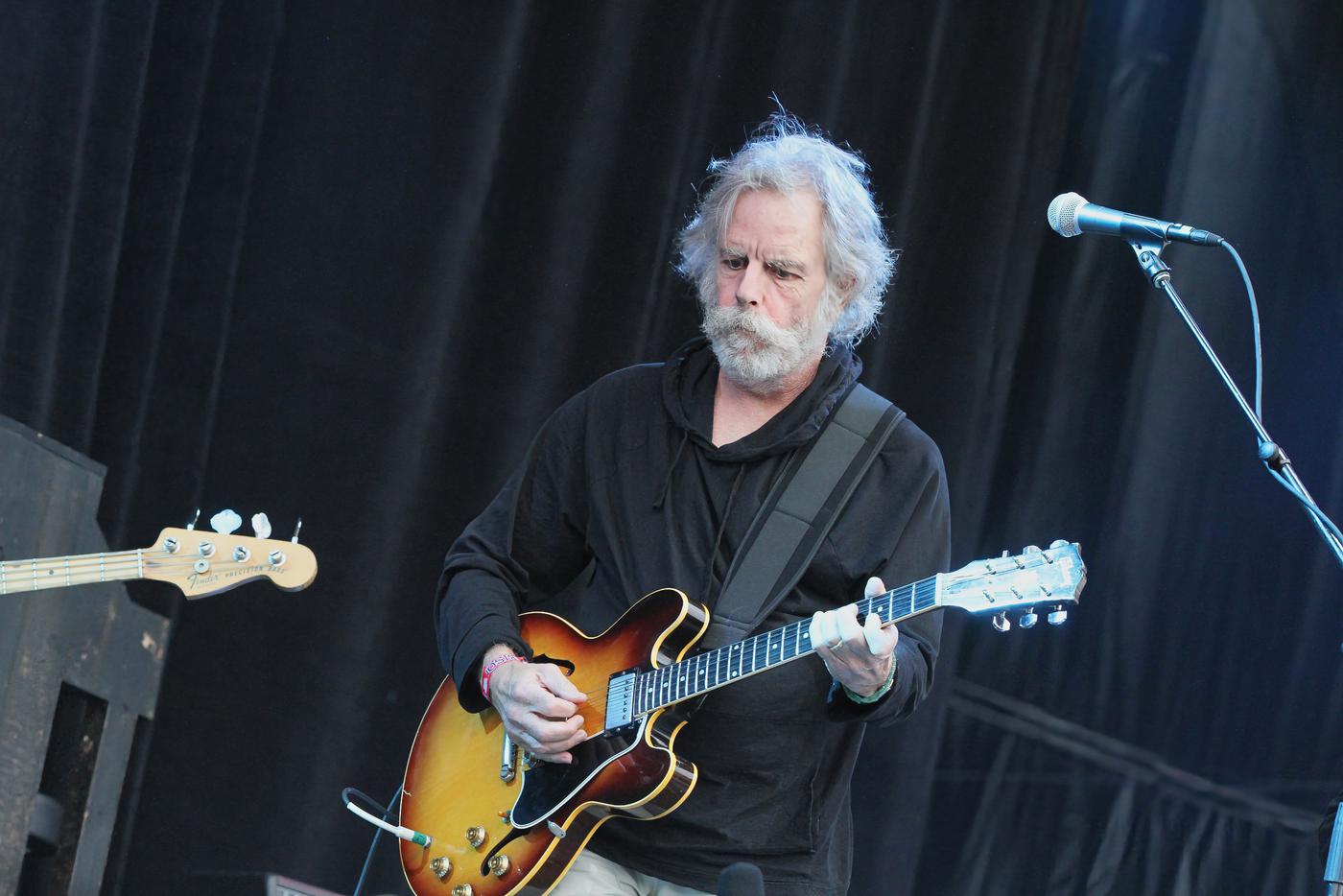 Родные музыканта Боба Вейра сообщили о его смерти на 79-м году жизни