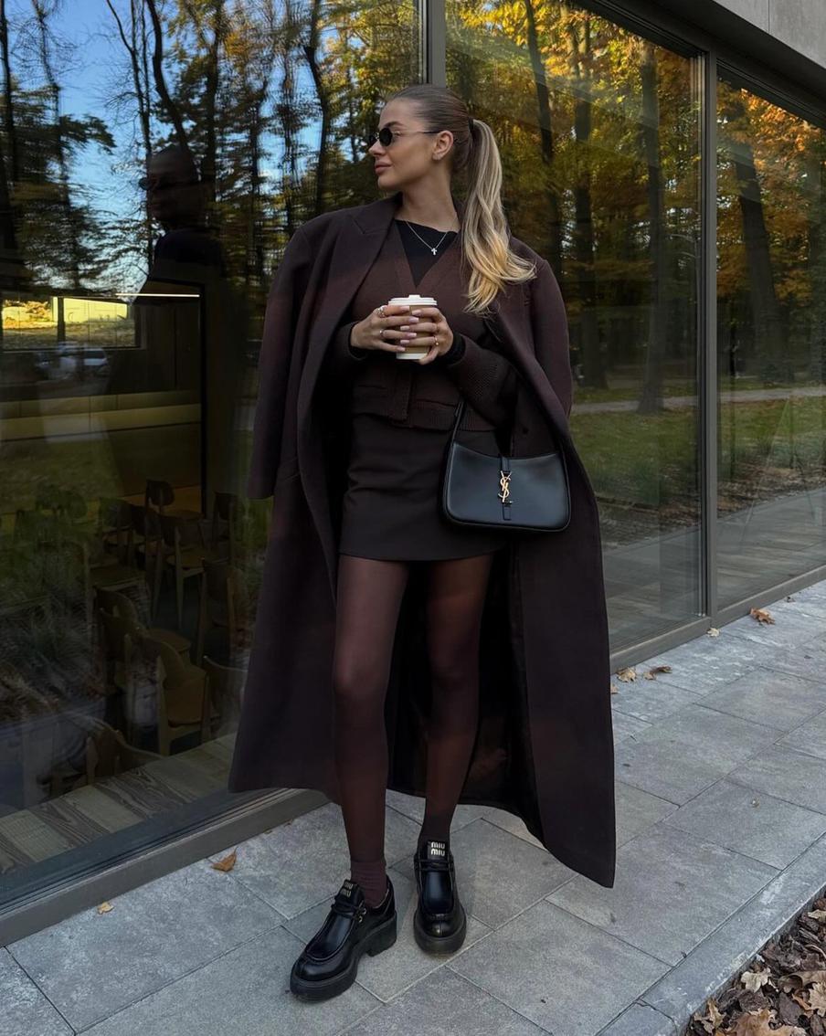 Коричневый и чёрный легко комбинировать вместе.