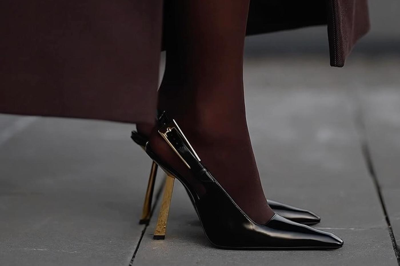 Почему коричневые колготки выглядят дороже чёрных и как их носить