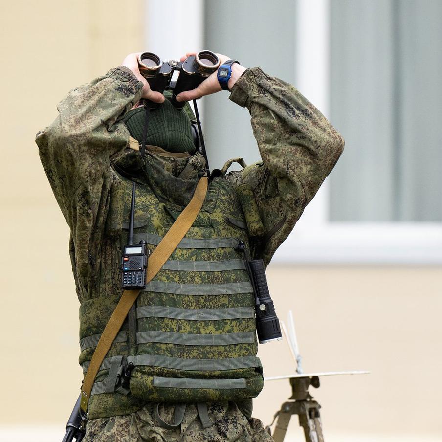 В Таганроге объявлен локальный режим чрезвычайной ситуации. В связи с недавней атакой беспилотников на город Таганрог в Ростовской области глава города Светлана Камбулова объявила о введении локального режима чрезвычайной ситуации