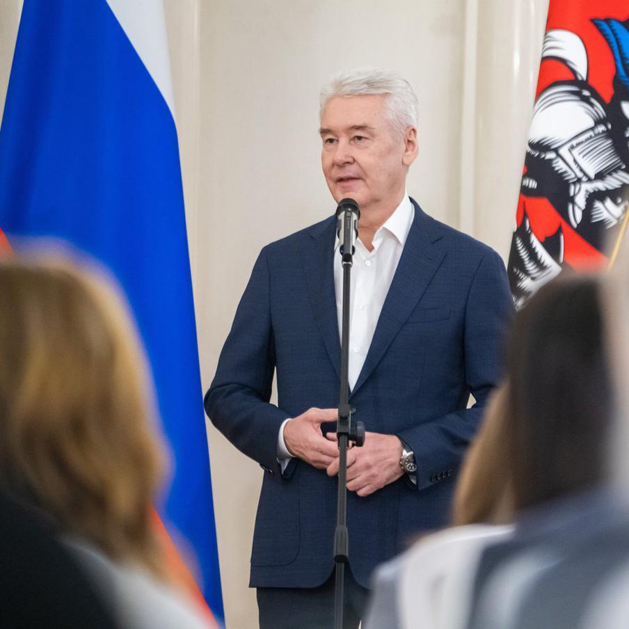 Сергей Собянин поздравил журналистов с Днём российской печати. 13 января в России отмечается День печати. В этот день мэр Москвы Сергей Собянин поздравил всех представителей столичных средств массовой информации с профессиональным праздником