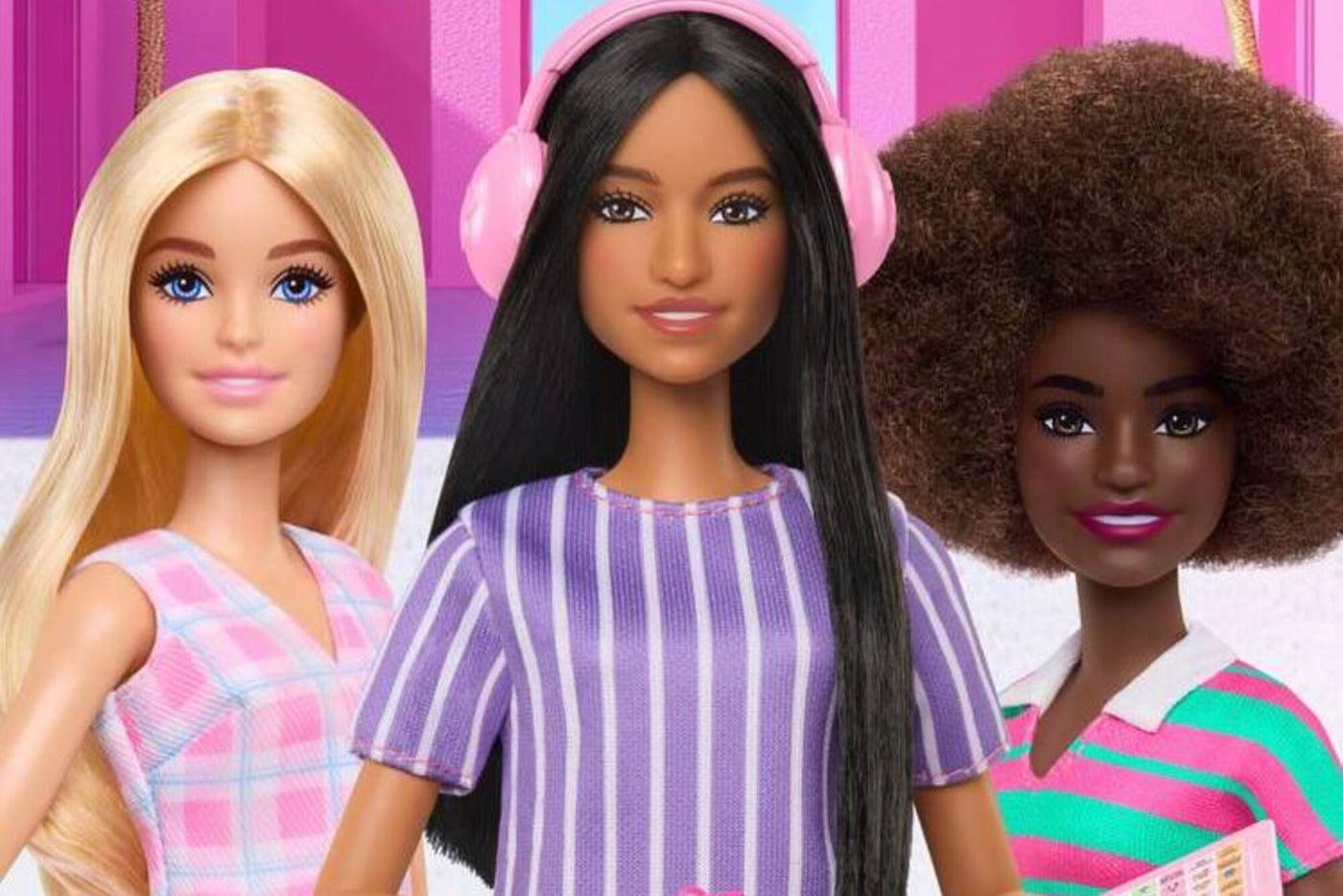 У Барби выявили аутизм: руки на шарнирах, взгляд в сторону