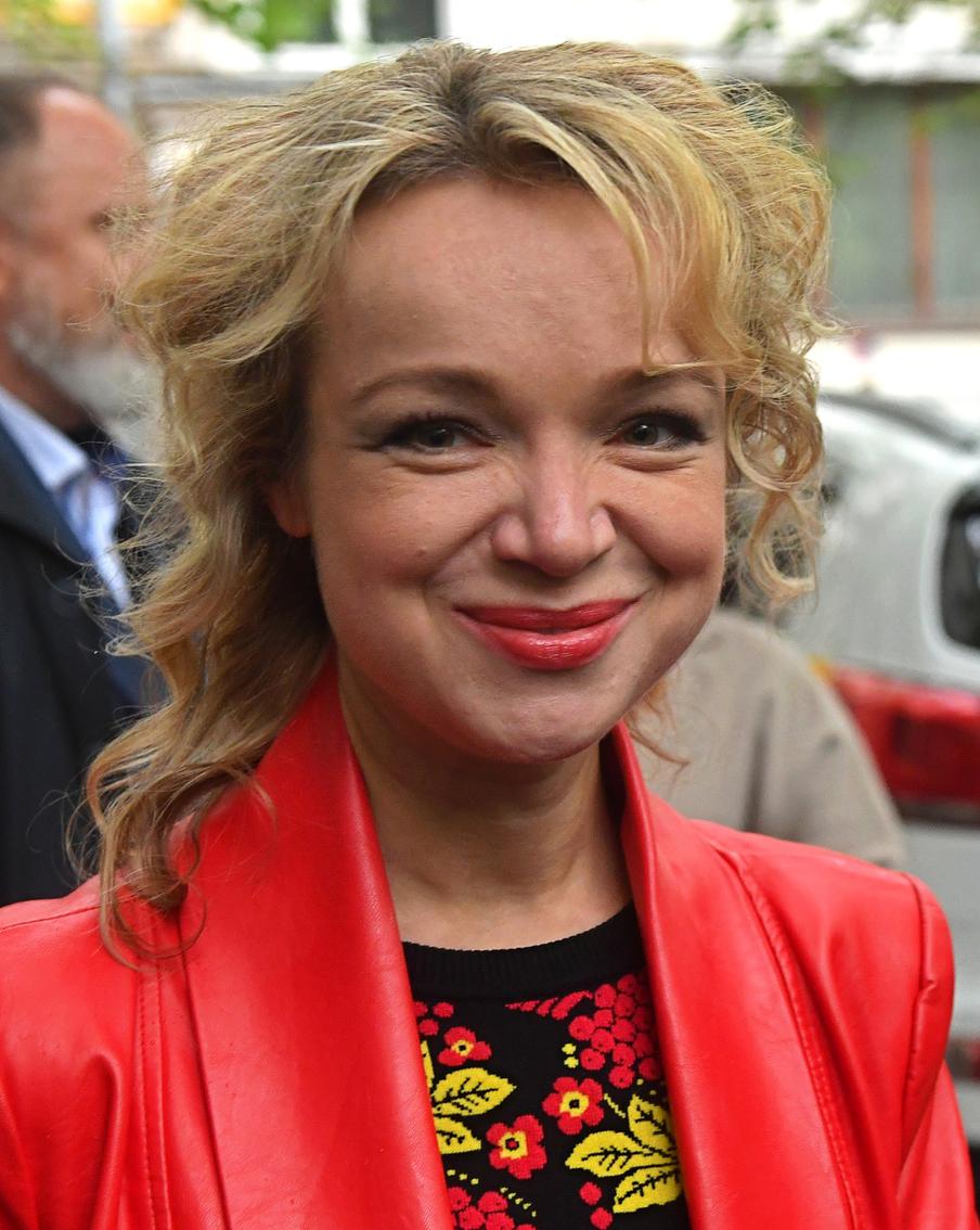 "Недоброжелателей стало меньше": Виталина Цымбалюк-Романовская рассказала о дочери и новоселье