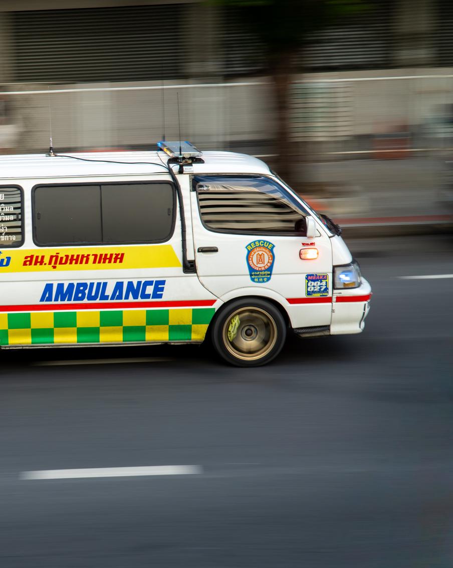 В Таиланде 22 человека погибли при падении крана на пассажирский поезд. В северо-восточной части Таиланда пассажирский поезд сошёл с рельсов из-за падения строительного крана. В результате погибло не менее 22 человек, а ещё 55 получили ранения различной степени тяжести. Трагедия случилась 14 января в районе Сикхио провинции Накхонратчасима