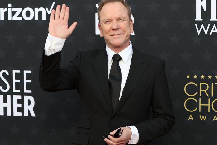 Хулио Иглесиаса обвиняют в домогательствах, а Кифера Сазерленда – в нападении