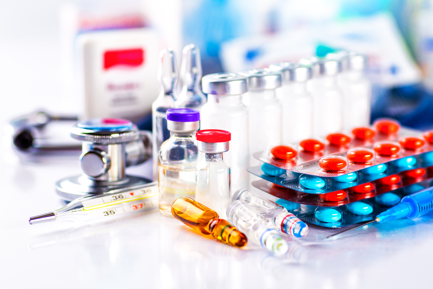 В российские больницы поступило новое лекарство от рака с метастазами