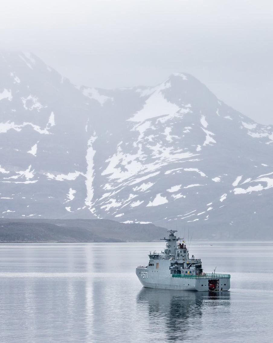 Европейские военные срочно прибыли в Гренландию. Самолёты с военными из разных стран Европы приземлились в Гренландии спустя несколько часов после того, как США и Дания не смогли договориться о статусе острова