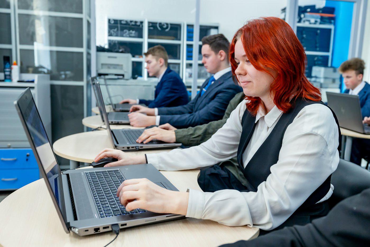 Ученики и учителя Москвы пользовались подборкой для подготовки к ЕГЭ вдвое больше в этом году.