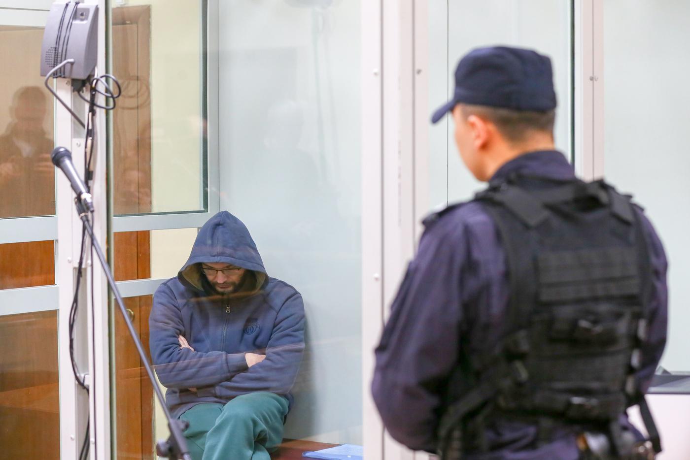 Суд над пасынком Стаса Намина: жестоко убиты бабушка и брат