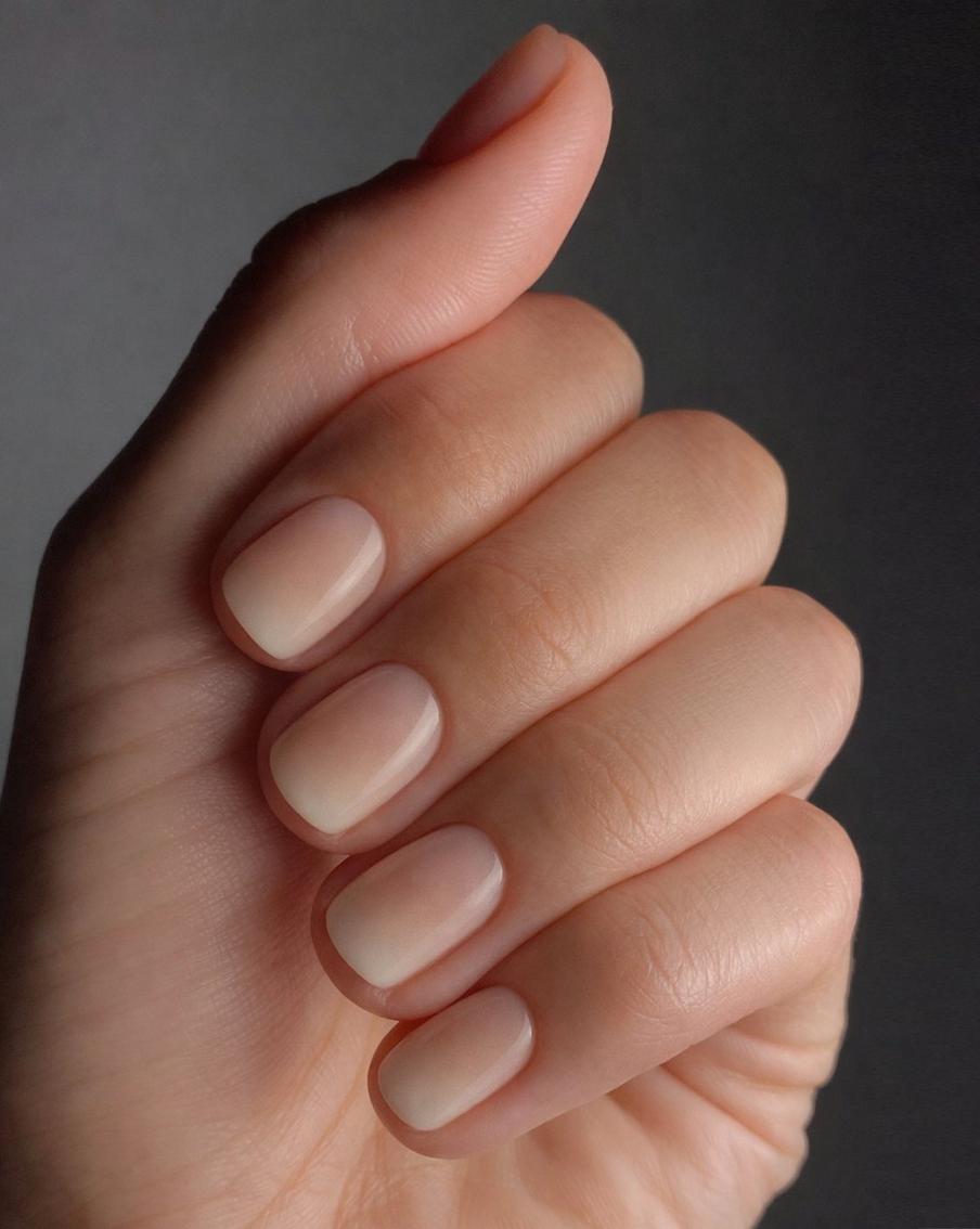 Полупрозрачный градиент.