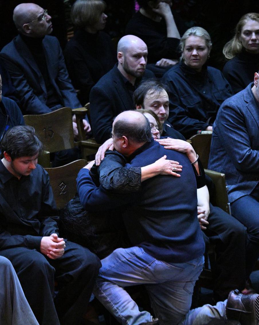 Сын у гроба Игоря Золотовицкого озвучил последние слова актёра