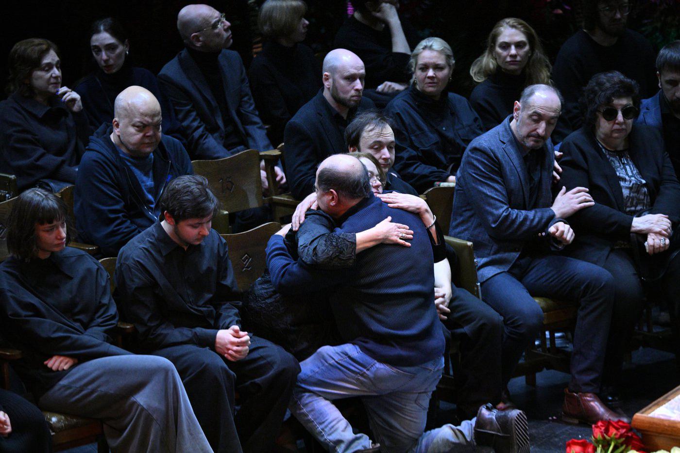 Сын у гроба Игоря Золотовицкого озвучил последние слова актёра