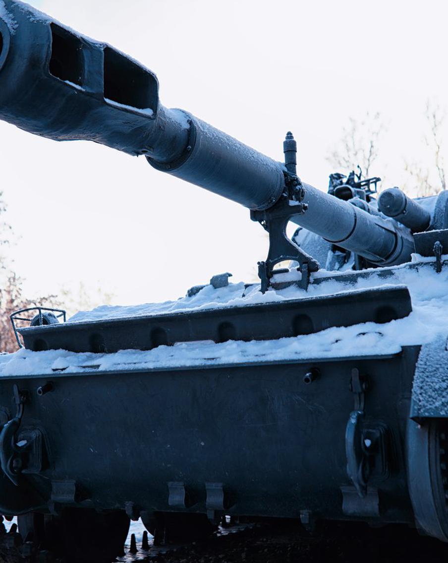 Военные РФ установили контроль над двумя сёлами в ДНР и Запорожской области. В ходе специальной военной операции подразделения "Южной" и "Восточной" группировок войск Вооружённых сил Российской Федерации добились значительных успехов. "Южная" группировка войск, проявив решительность, освободила населённый пункт Приволье в Донецкой Народной Республике