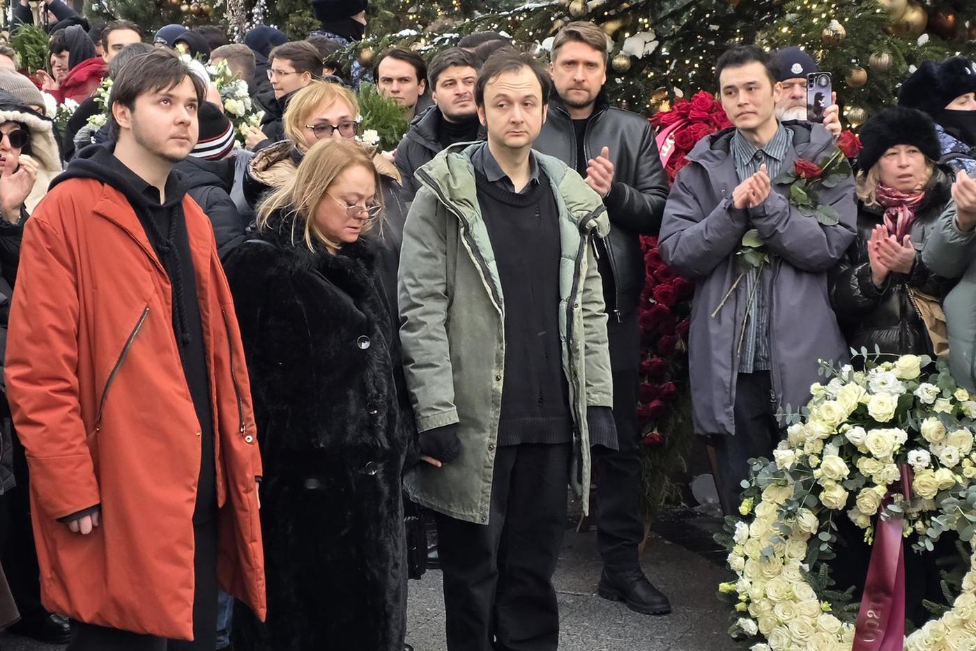 Вдова и сыновья Игоря Золотовицкого