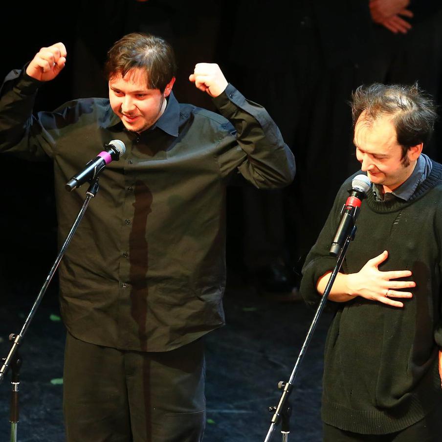 Сыновья Игоря Золотовицкого рассказали о последних словах отца. На церемонии прощания с заслуженным артистом Российской Федерации, ректором Школы-студии МХАТ Игорем Яковлевичем Золотовицким его сыновья Алексей и Александр поделились своими воспоминаниями о последних словах отца