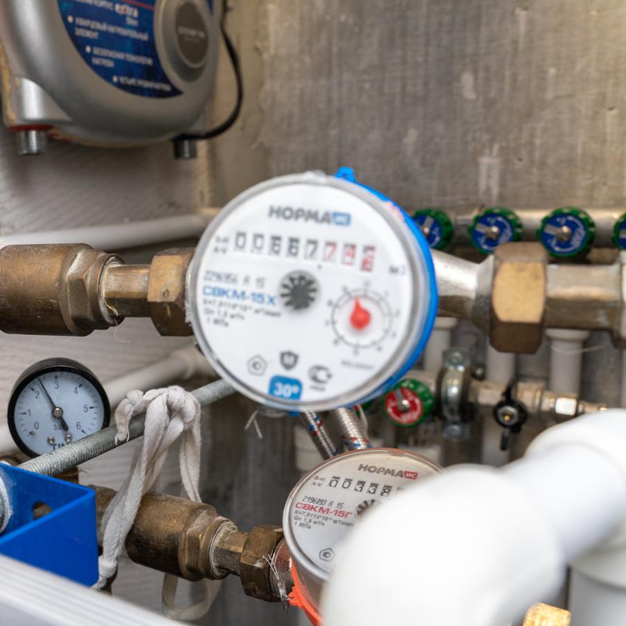 В Чехове ликвидировали последствия масштабной аварии на коммунальных сетях. Последствия коммунальной аварии, оставившей без отопления более ста домов в подмосковном Чехове, ликвидированы. Сейчас ведутся работы по восстановлению теплоснабжения у населения