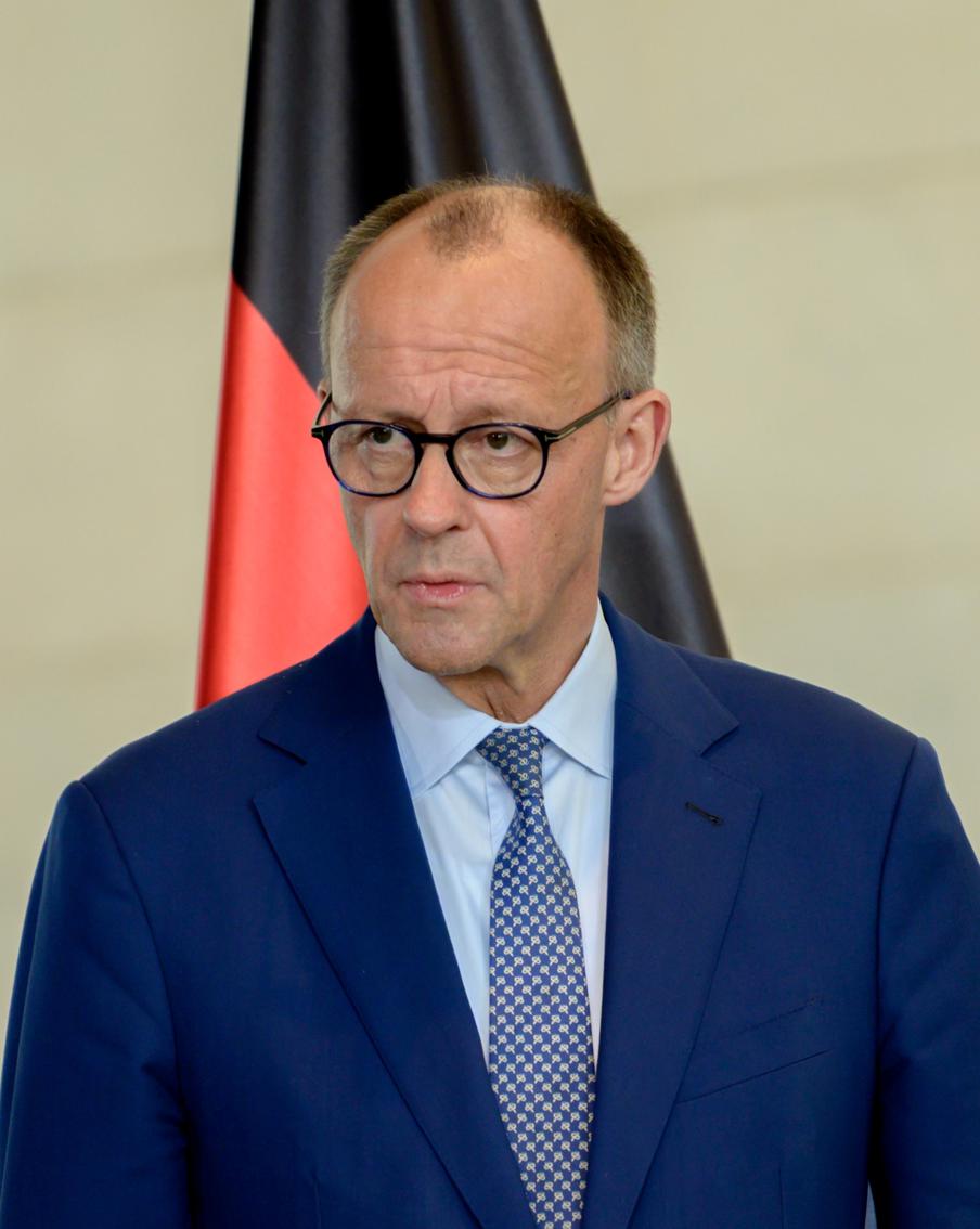 Слова канцлера ФРГ Мерца о России вызвали панику среди европейских политиков. Смягчение позиции немецкого канцлера Фридриха Мерца в отношении возможного возобновления отношений с Россией посеяло панику в рядах европейских политиков