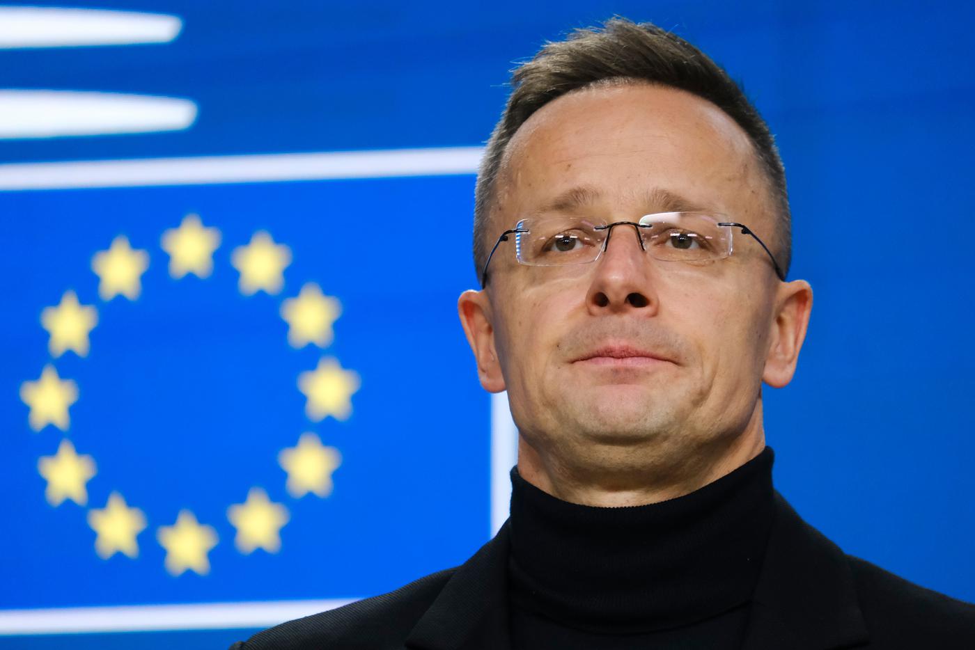Сийярто: Венгрия говорит "нет" вступлению Украины в ЕС