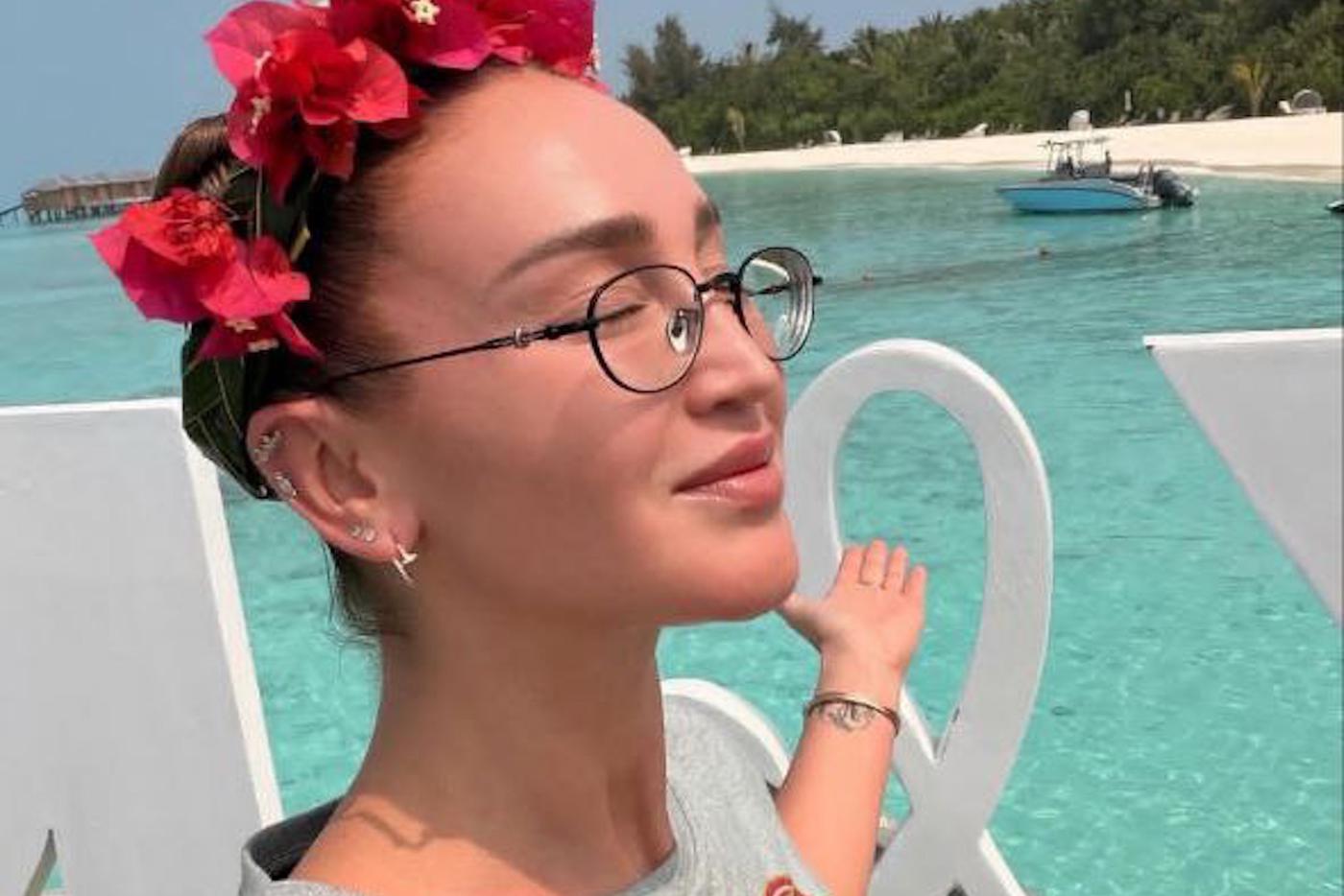 Ольга Бузова празднует юбилей: собрали самые яркие её образы