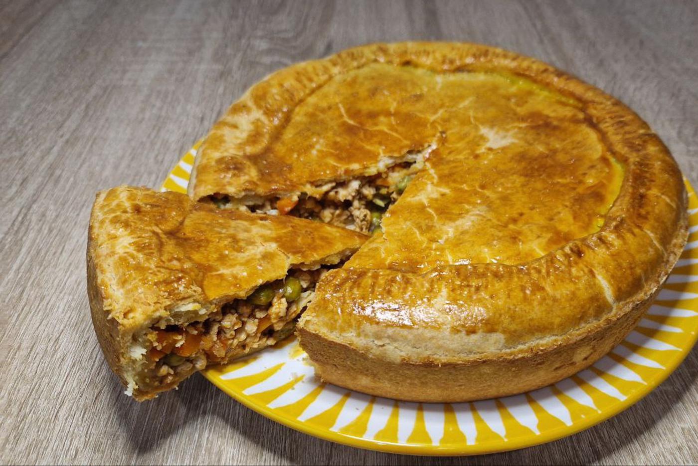 Пирог получается очень сытным и вкусным.