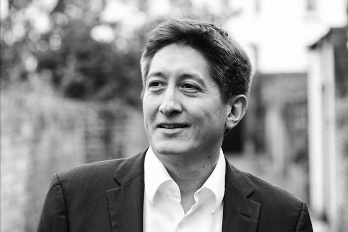 Британский пианист рассказал, для чего ему нужны Госуслуги и МФЦ