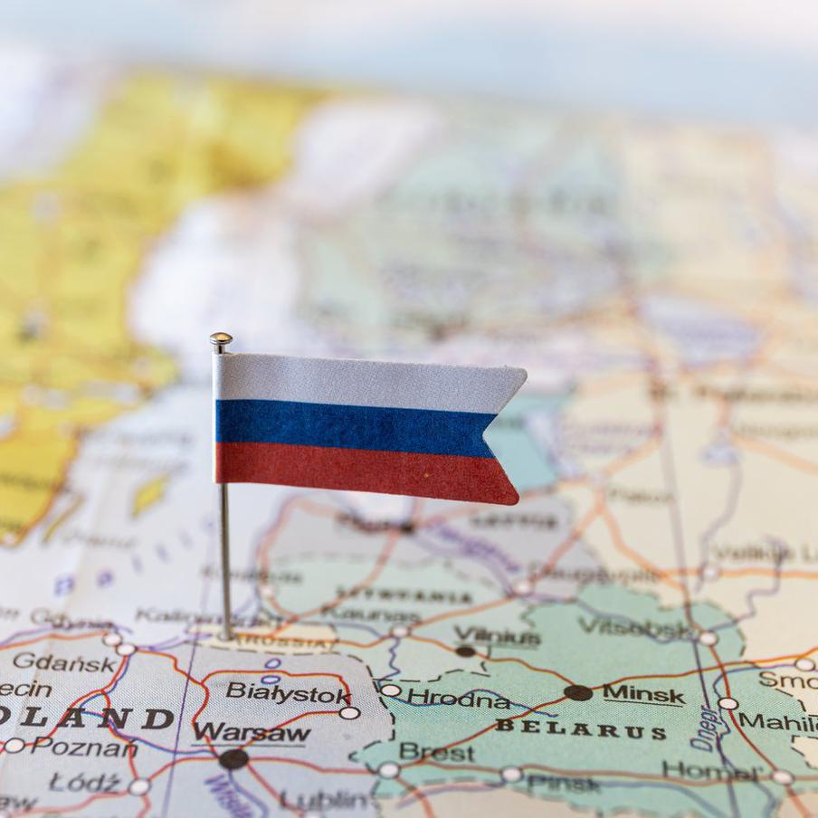 Калининградский губернатор ответил на угрозу блокады цитатой из фильма. В ответ на заявление бывшего заместителя главы МИД Литвы Дариуса Юргелявичуса о возможной блокаде Калининградской области, губернатор Алексей Беспрозванных обратился к цитате из фильма "Александр Невский".