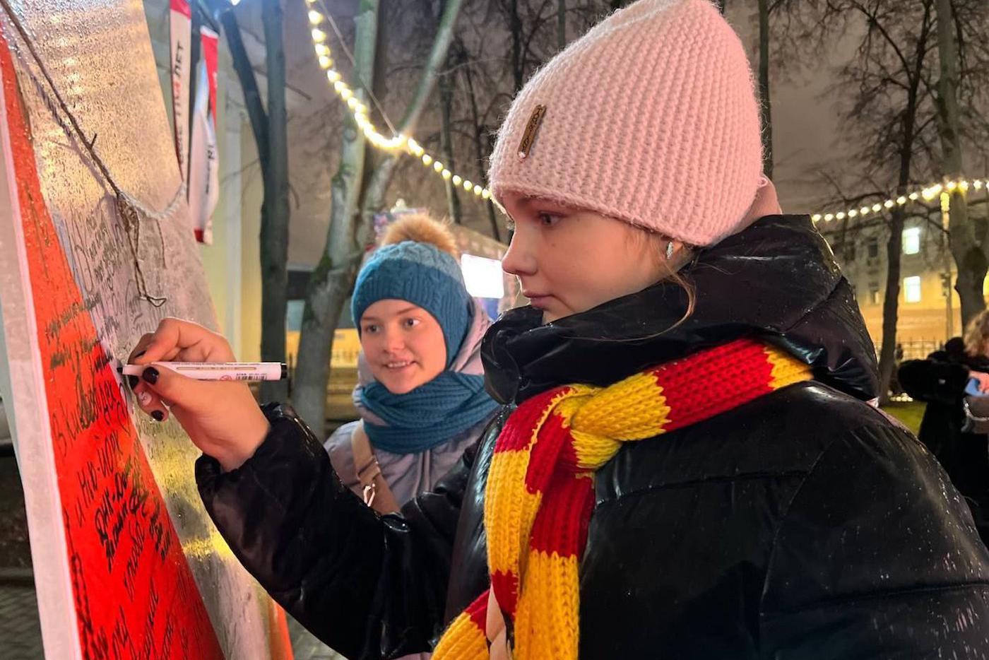 Мечта выучить китайский и читать в оригинале поэтов Поднебесной стала самой серьёзной.