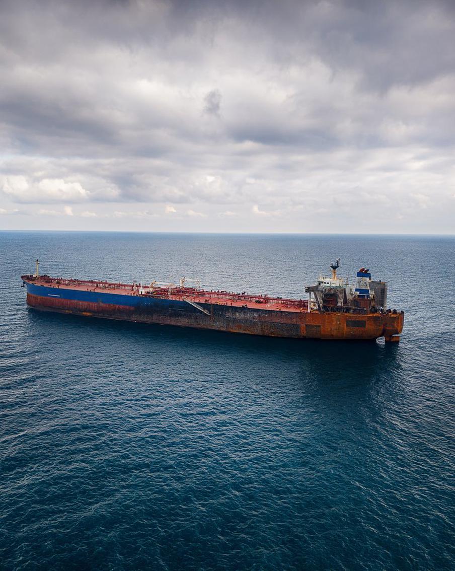 США задержали танкер Sagitta в Карибском море из-за санкций против Венесуэлы. Американские военные провели операцию в Карибском регионе и взяли под контроль коммерческое судно, связанное с поставками венесуэльской нефти, заявили в Пентагоне