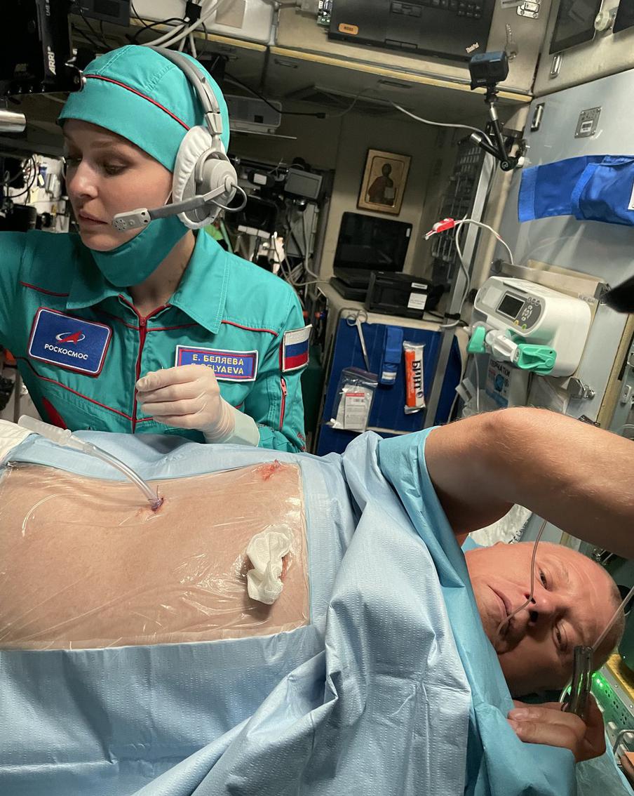 Съёмки космической операции на Земле.