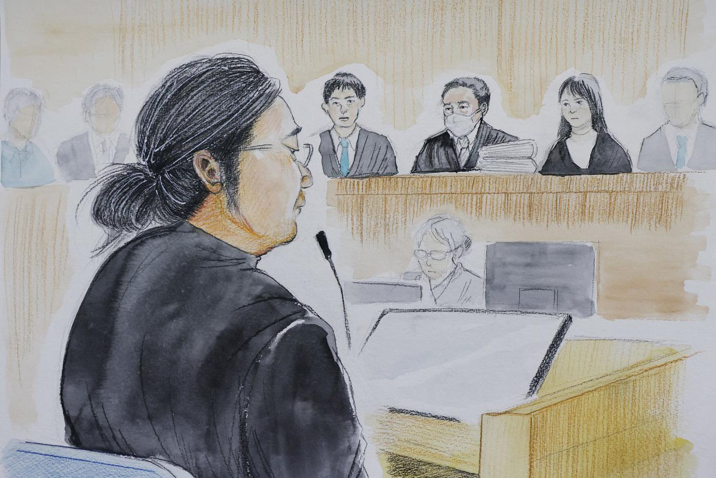 Убийца бывшего премьер-министра Японии Синдзо Абэ во время оглашения приговора.