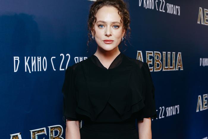 На премьере "Левши" фурор произвело появление Аглаи Тарасовой и Фёдора Федотова с новой возлюбленной