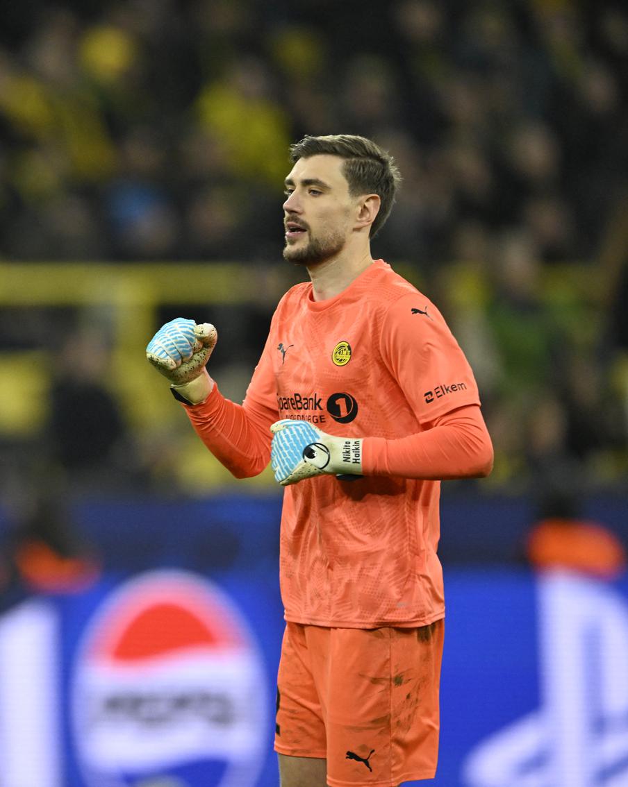 Российский вратарь уничтожил именитый "Манчестер Сити"