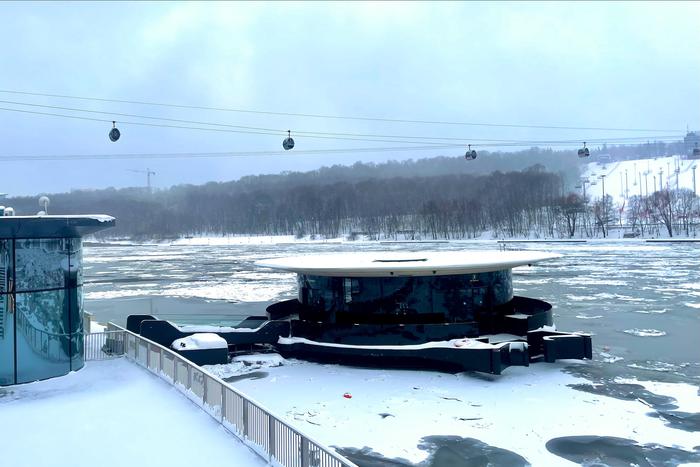 В Москве установили причал "Лужники" будущего четвёртого маршрута электросудов