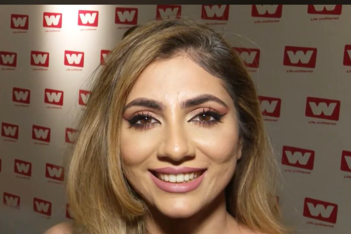 50 селфи в день состарили блогершу из Лондона. Как смартфоны портят нашу кожу?