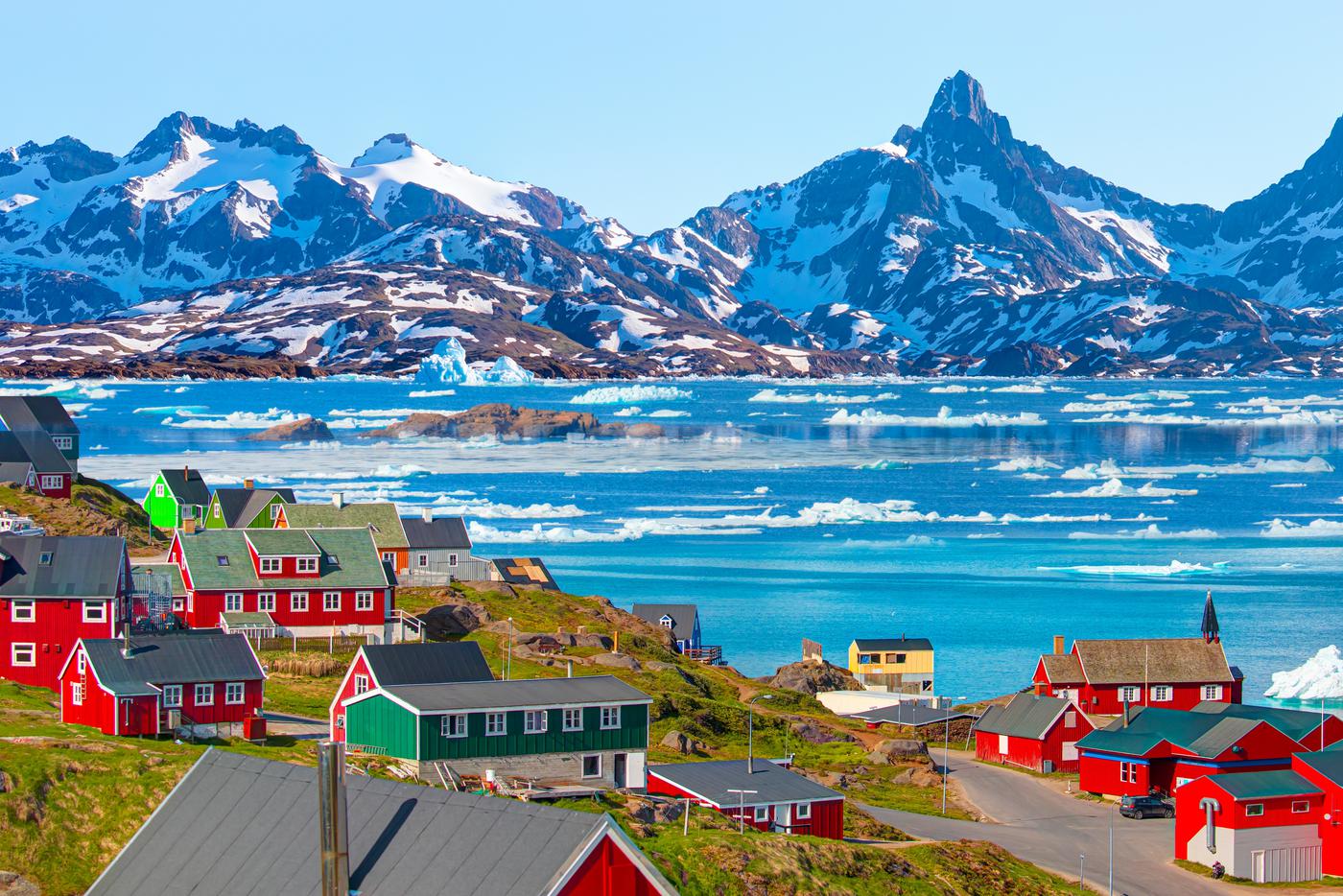 Жители Гренландии рассказали, нужен ли им миллион долларов от Трампа