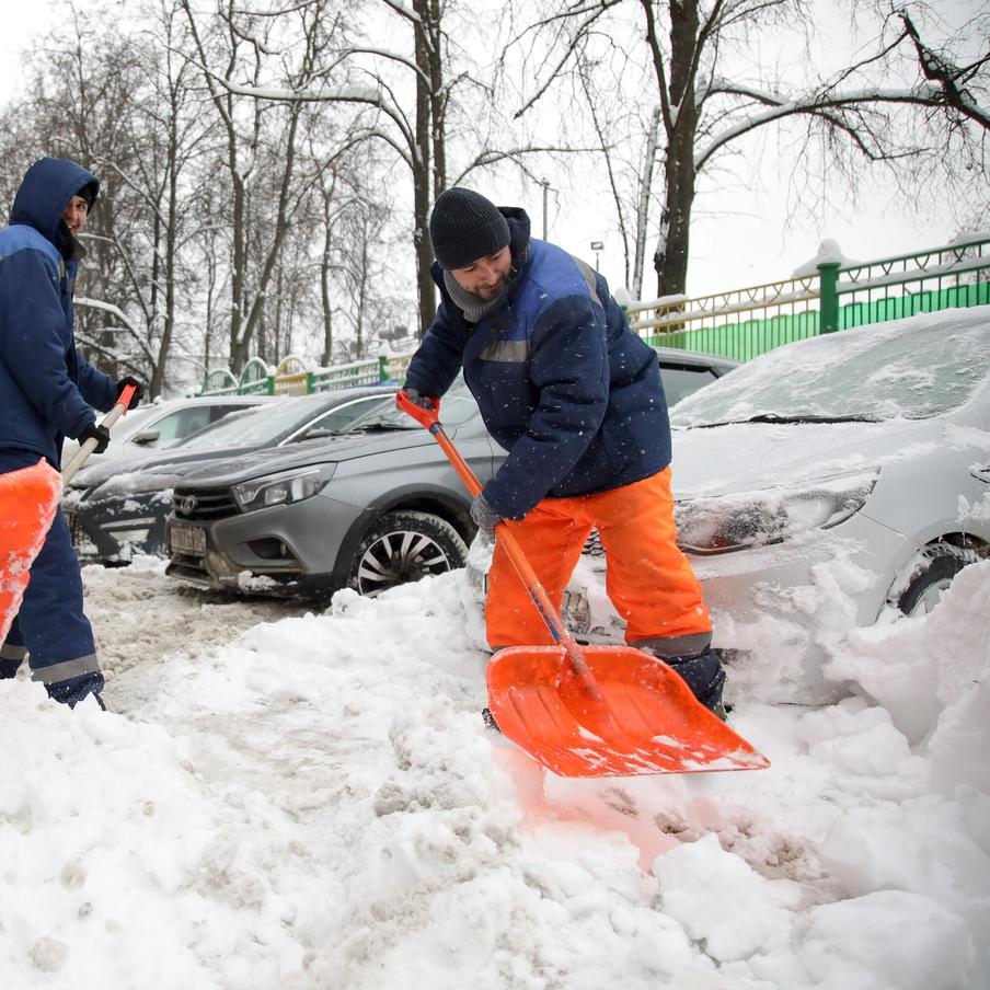 Москвичей предупредили об аномальных снегопадах в столице на следующей неделе. Снегопады на улицах Москвы могут усилиться уже на следующей неделе. Отмечается, что это произойдёт сразу после ослабления в городе морозов