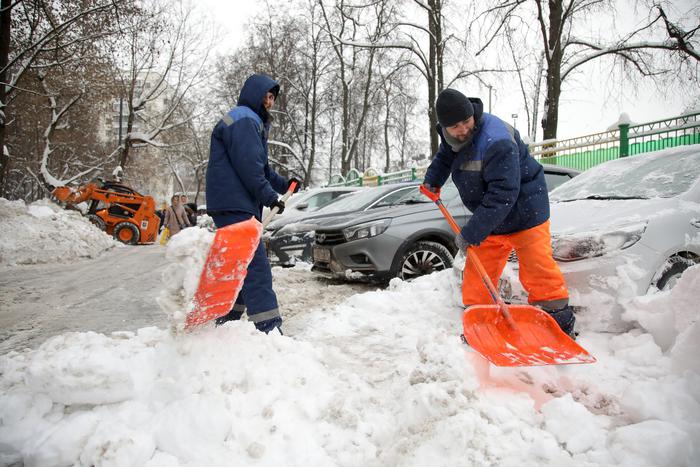 Синоптик предупредил москвичей и гостей столицы об аномальных снегопадах на следующей неделе
