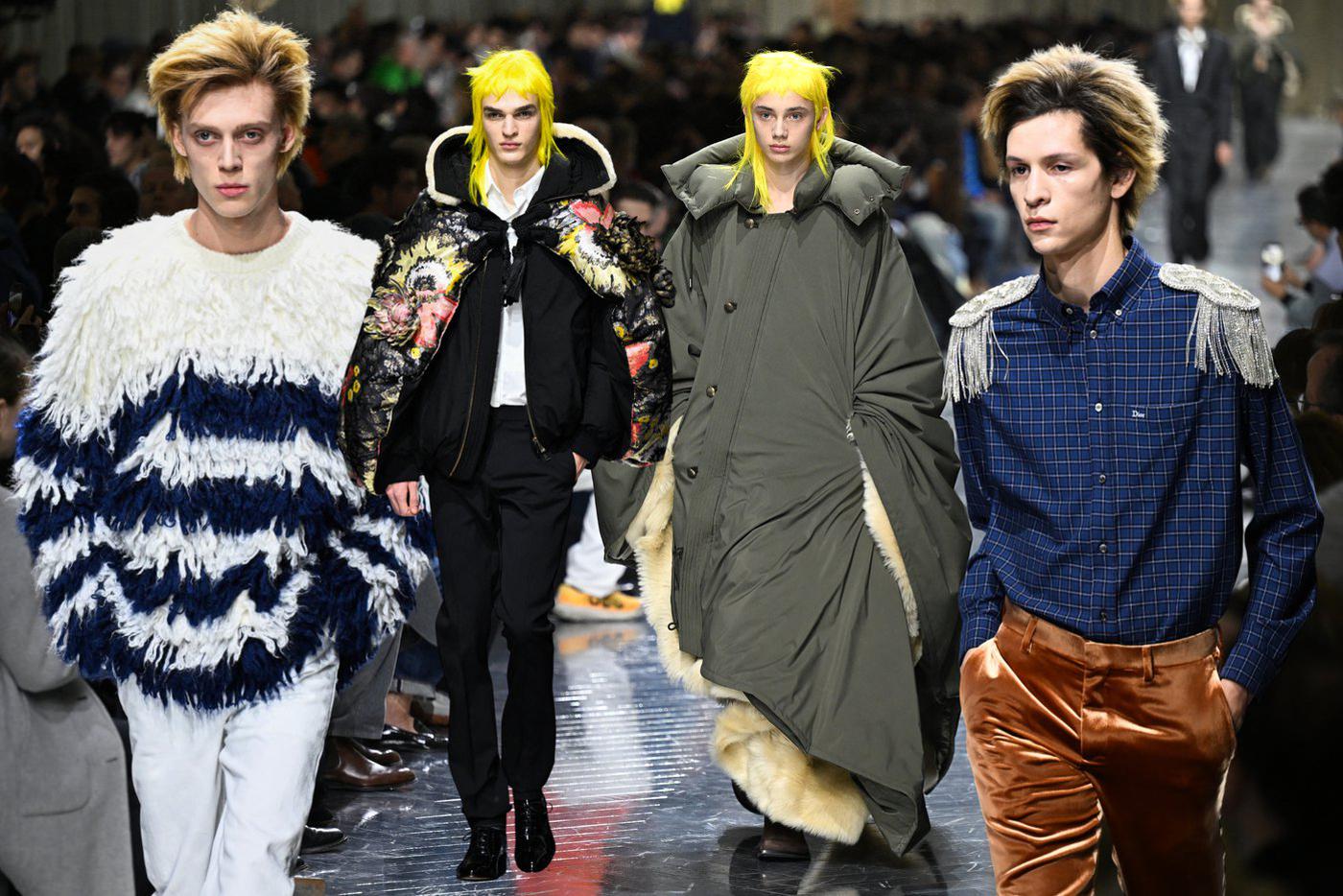 Модели на показе Dior.