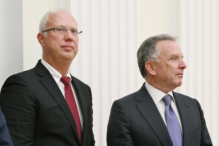 Россия в ОАЭ потребовала от Украины прекратить гонения на представителей УПЦ