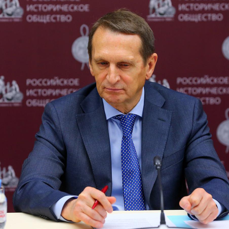 Нарышкин: Запад был ошеломлён ударом "Орешником" по Украине. Директор Службы внешней разведки Российской Федерации Сергей Нарышкин в интервью РИА "Новости" заявил, что применение российского ракетного комплекса "Орешник" по военному объекту на западе Украины вызвало шок и удивление среди политиков и военных стран Запада