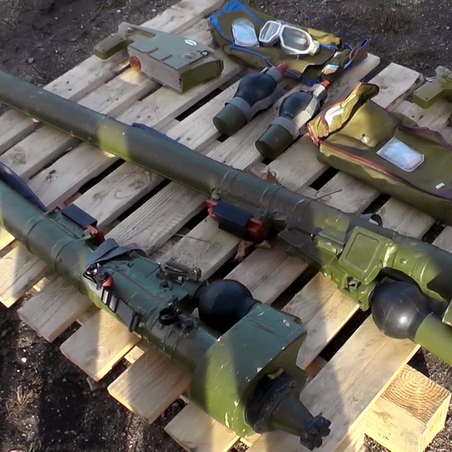 Посол РФ в Каракасе: в ходе операции США военные Венесуэлы стреляли из "Игл-С". В ходе военной операции, проведённой США с целью задержания президента Венесуэлы Николаса Мадуро, венесуэльские военные выпустили несколько ракет из переносных зенитных ракетных комплексов "Игла-С". Об этом 26 января сообщил посол Российской Федерации в Каракасе Сергей Мелик-Багдасаров. По его словам, обе ракеты не достигли цели